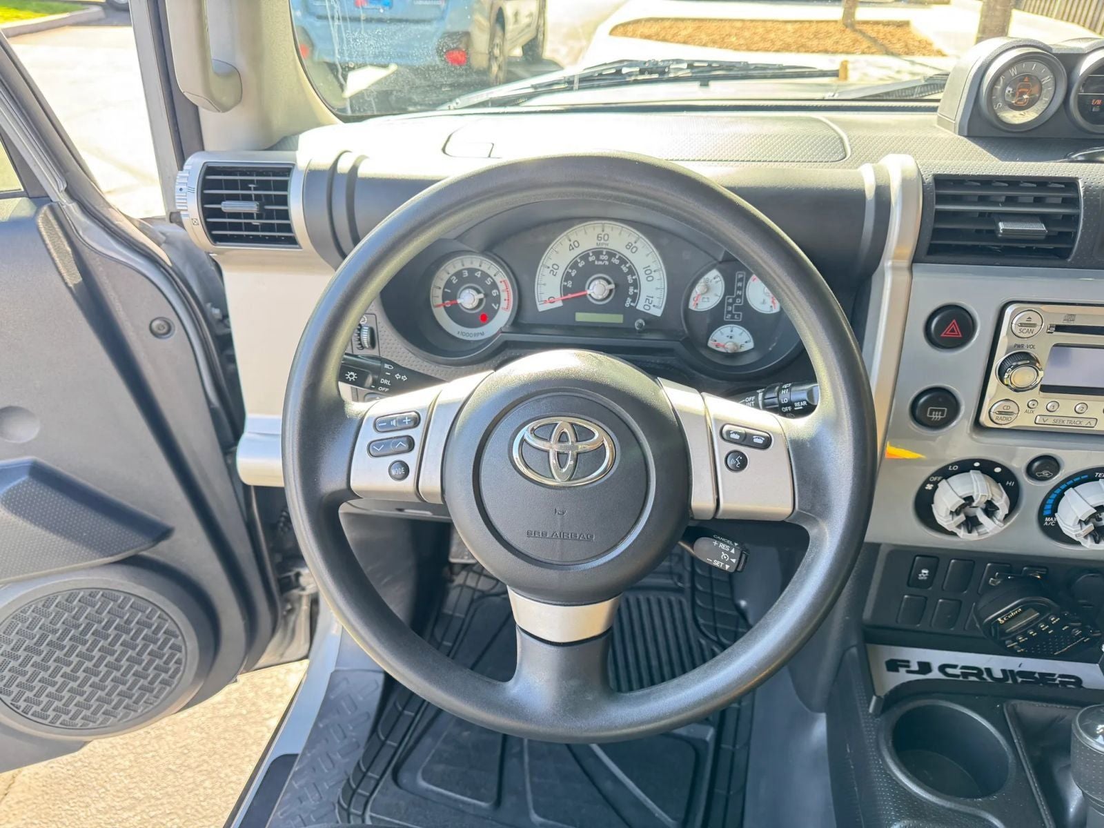 2014 Toyota FJ Cruiser Base