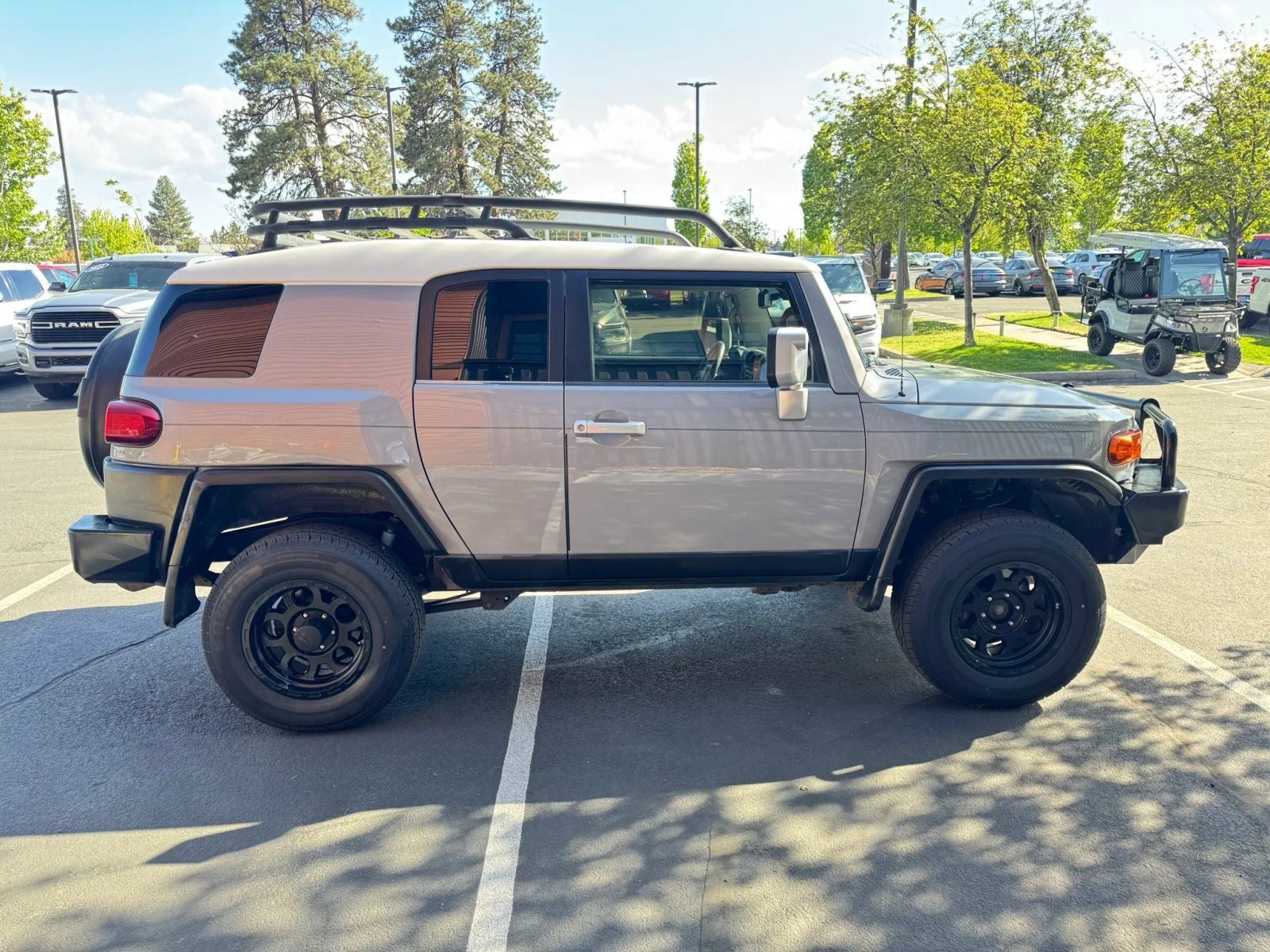 2014 Toyota FJ Cruiser Base