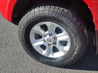 2017 Toyota 4Runner SR5 Sport Utility 4D