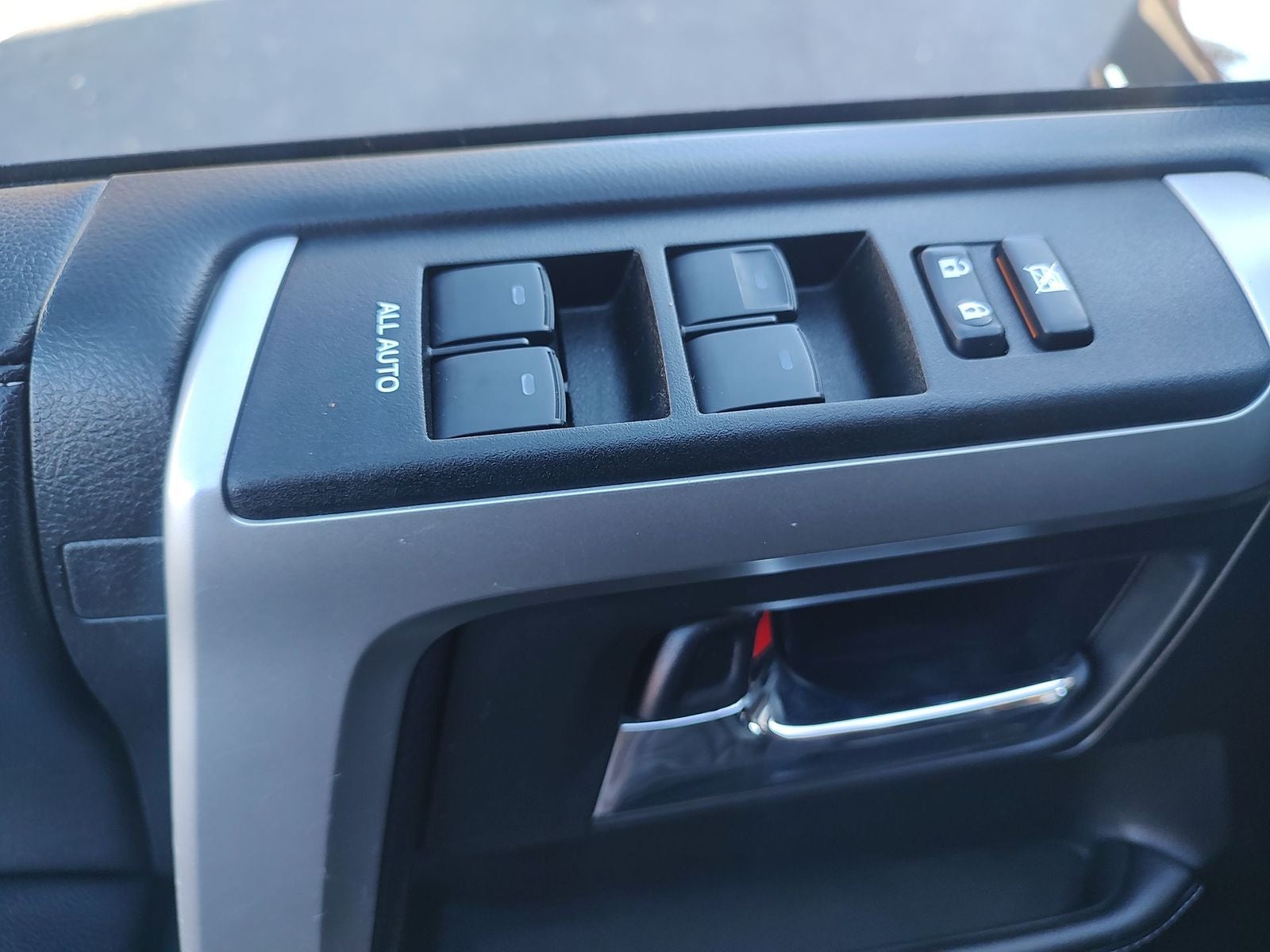 2020 Toyota 4Runner SR5 Sport Utility 4D