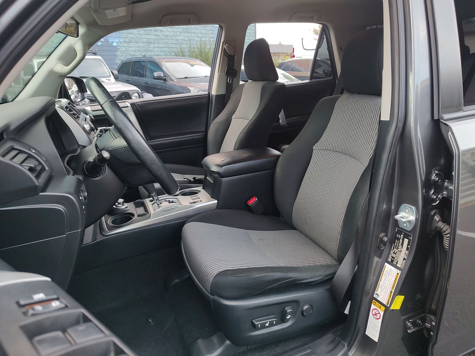 2018 Toyota 4Runner SR5 Sport Utility 4D