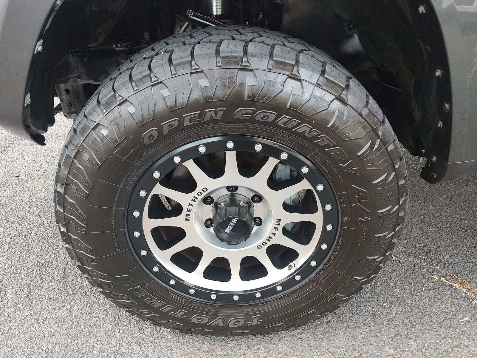 2018 Toyota 4Runner SR5 Sport Utility 4D