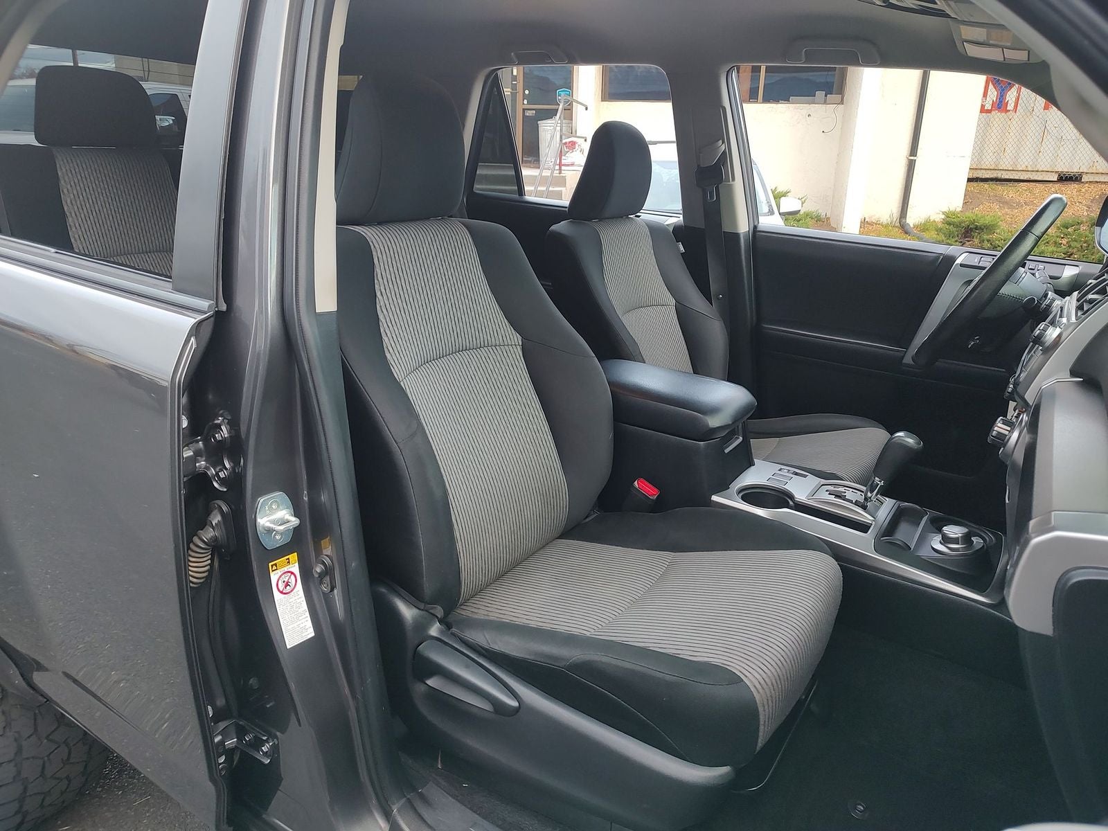 2018 Toyota 4Runner SR5 Sport Utility 4D