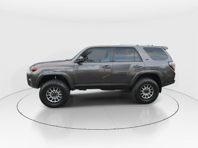 2018 Toyota 4Runner SR5 Sport Utility 4D