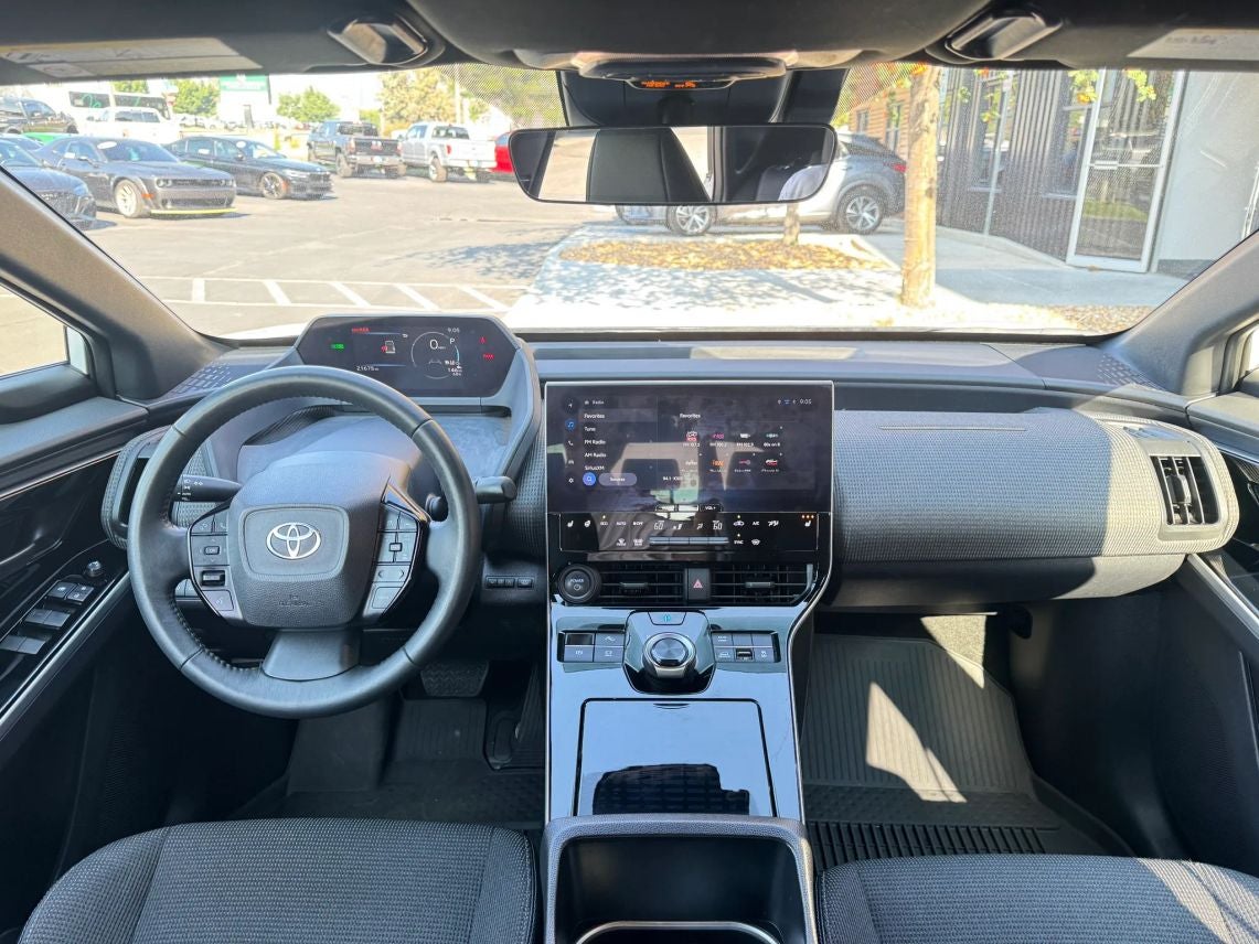 2024 Toyota bZ4X XLE Sport Utility 4D