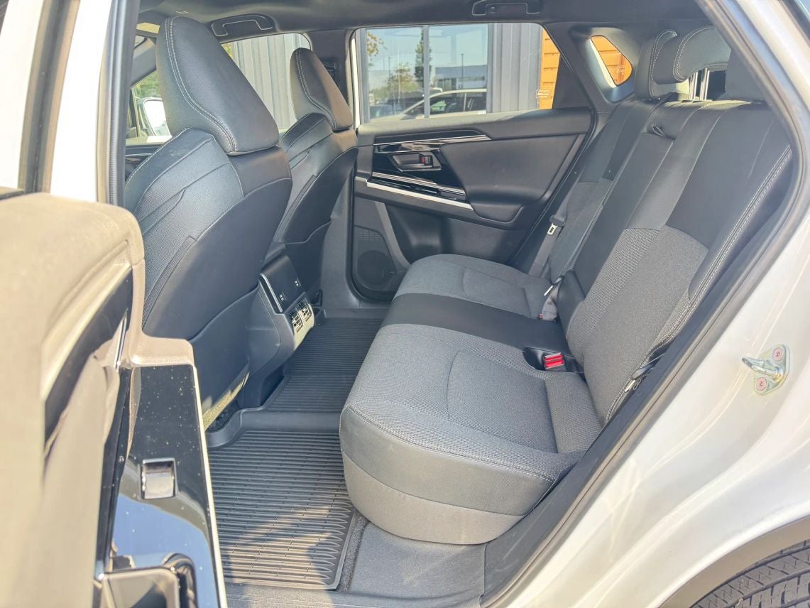 2024 Toyota bZ4X XLE Sport Utility 4D