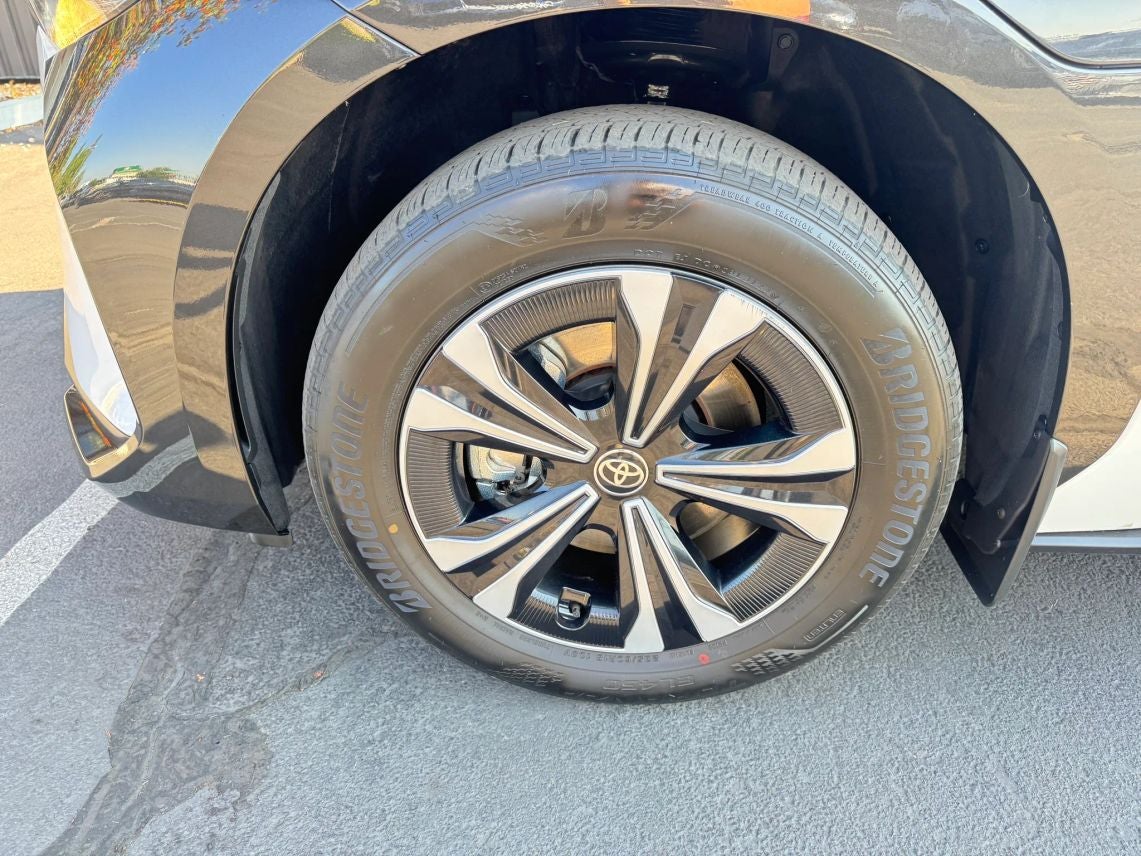 2024 Toyota bZ4X XLE Sport Utility 4D