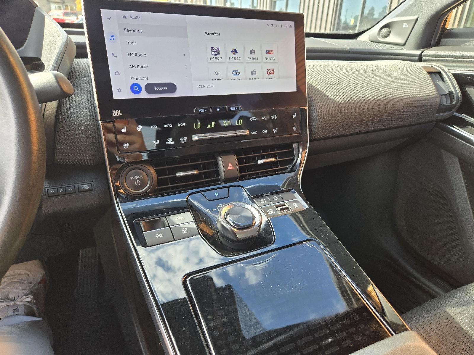 2023 Toyota bZ4X Limited