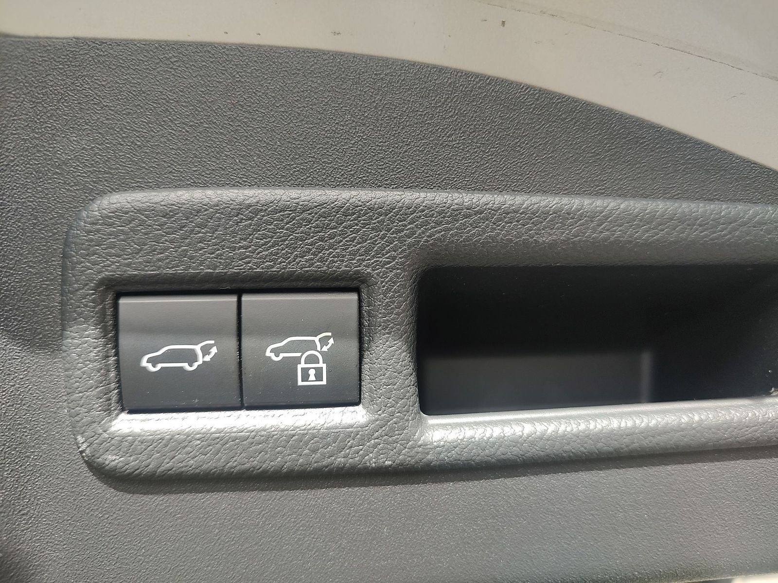 2024 Toyota bZ4X XLE Sport Utility 4D