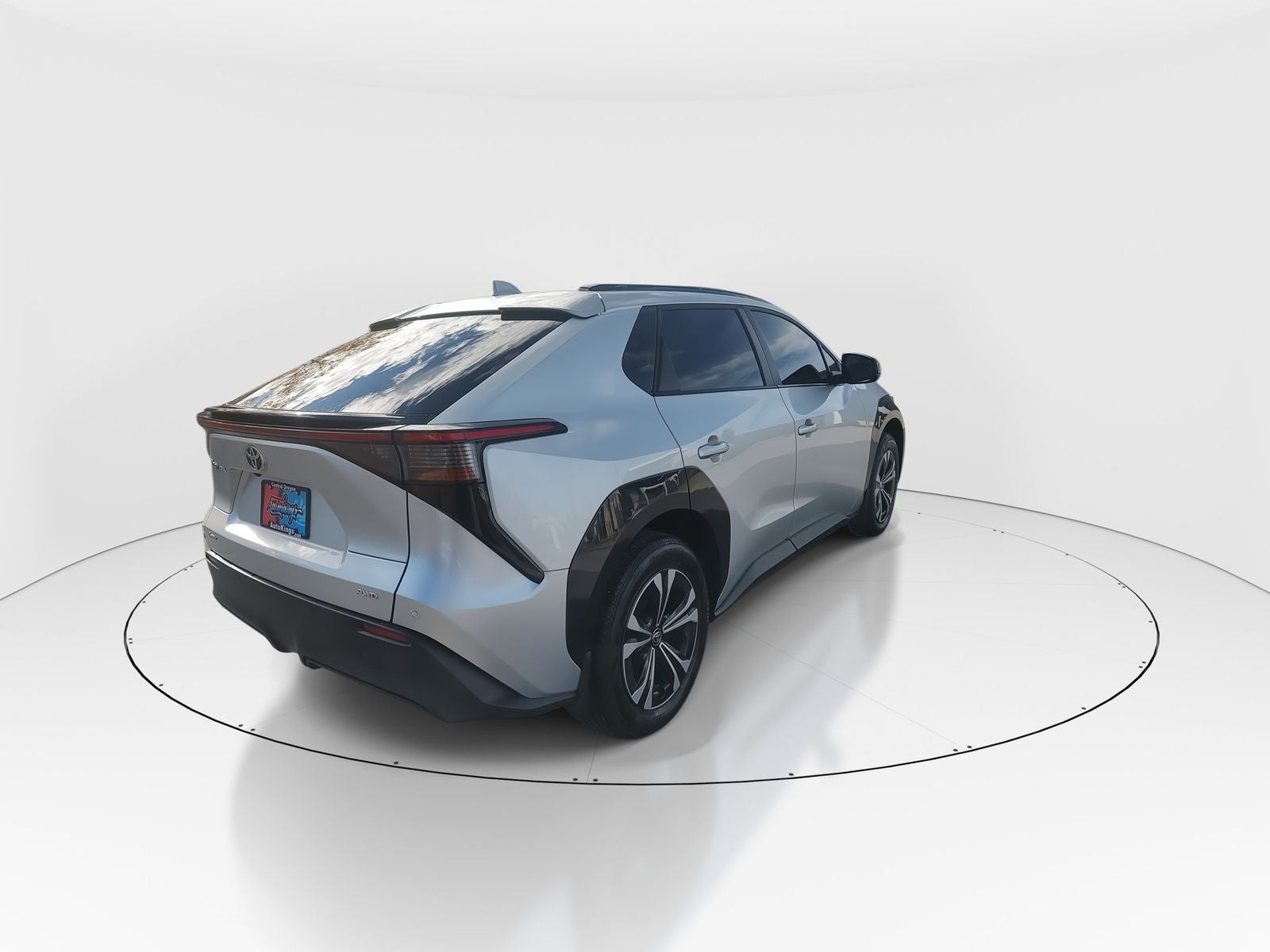 2024 Toyota bZ4X XLE Sport Utility 4D