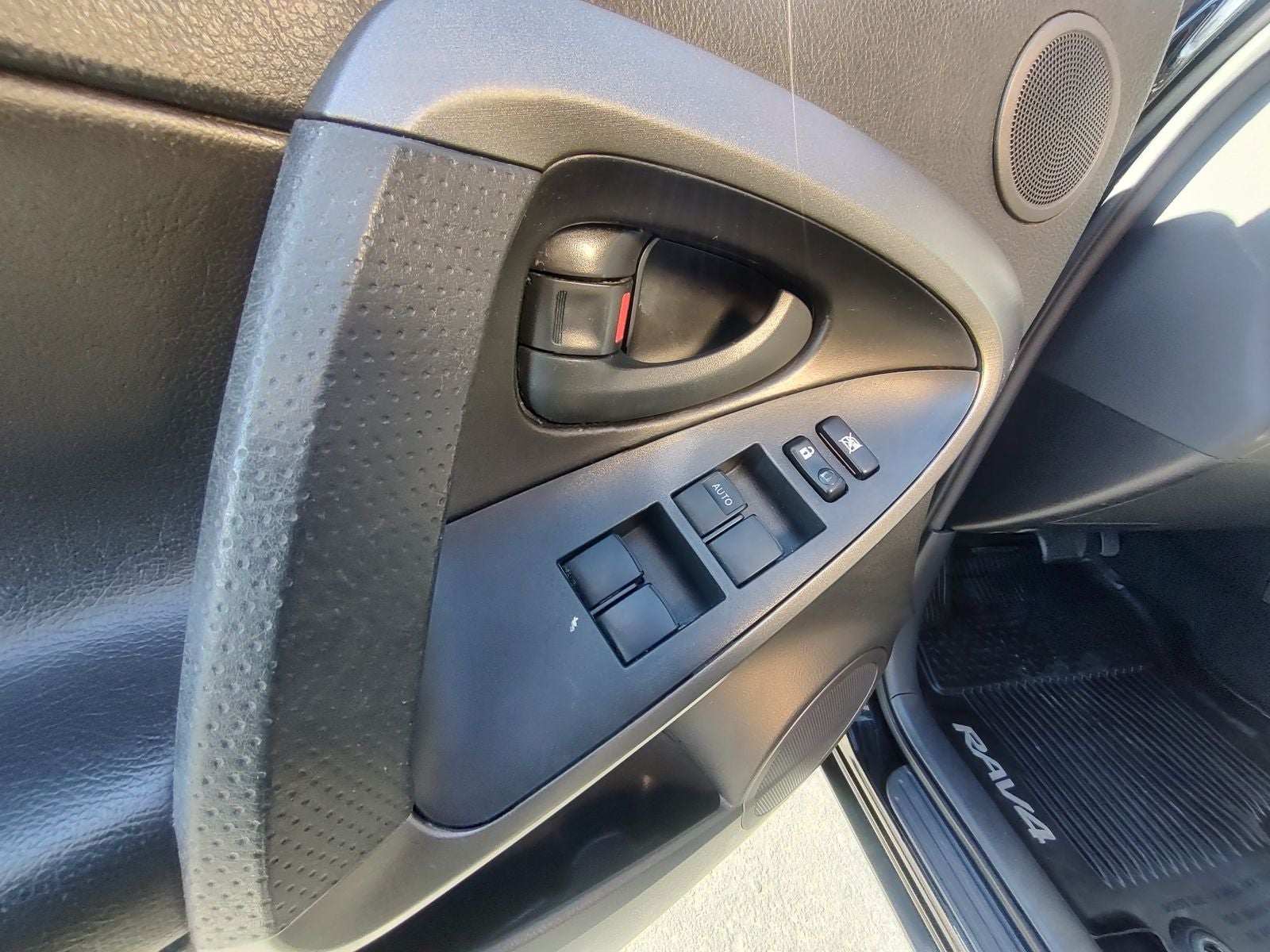 2009 Toyota RAV4 Sport