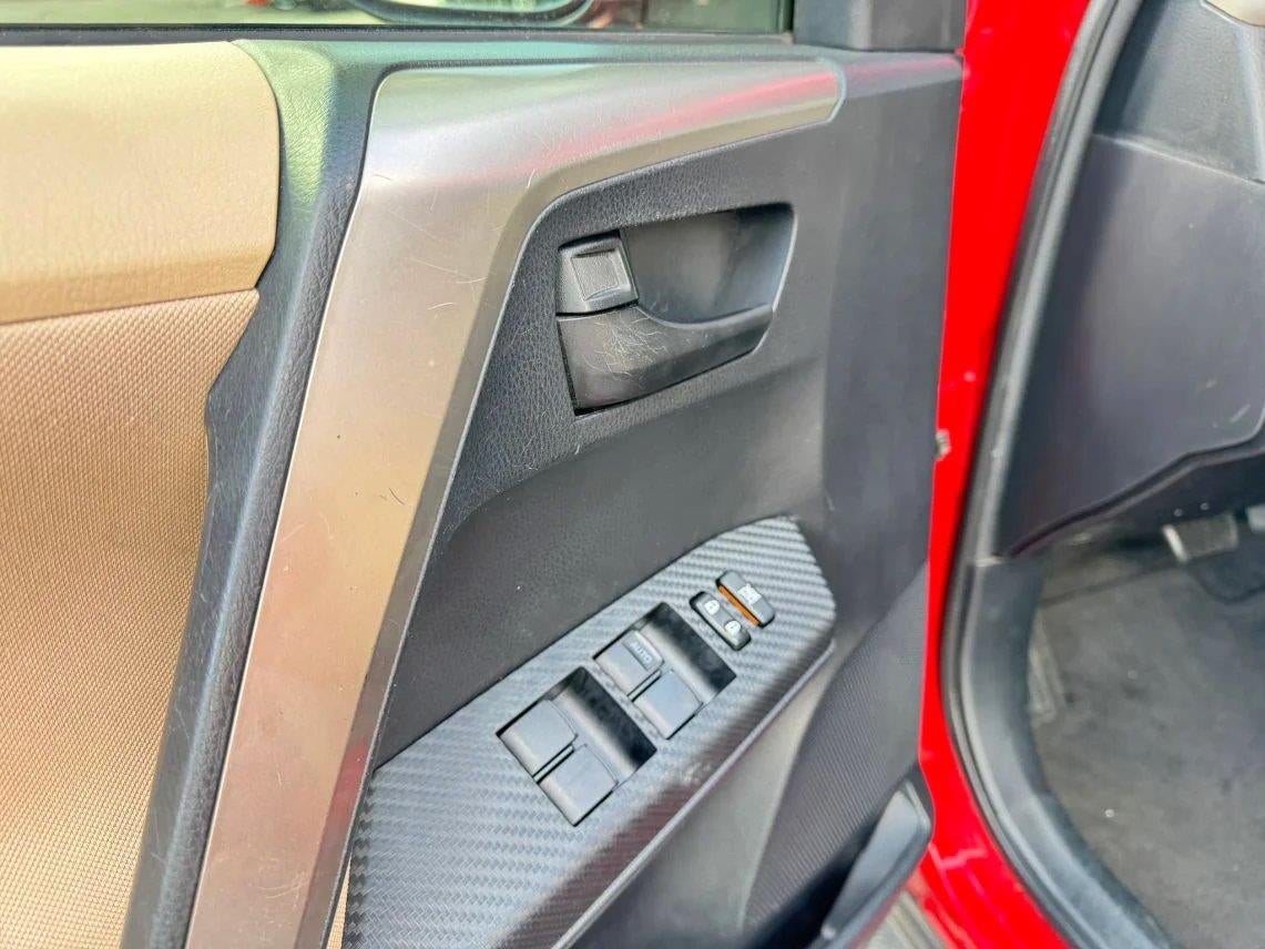 2013 Toyota RAV4 LE Sport Utility 4D
