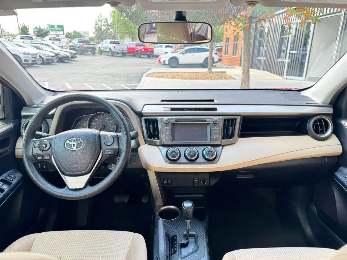 2013 Toyota RAV4 LE Sport Utility 4D
