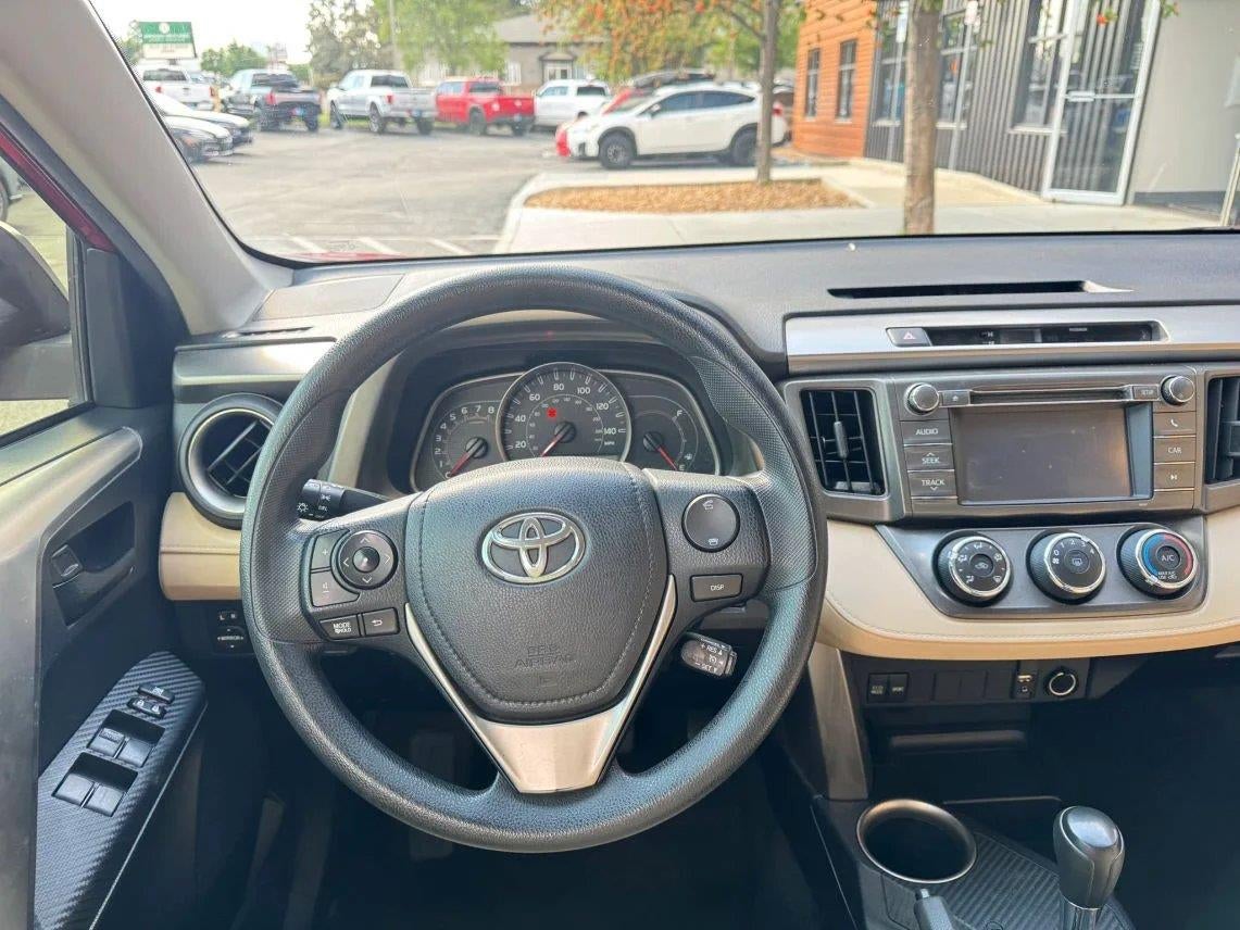 2013 Toyota RAV4 LE Sport Utility 4D