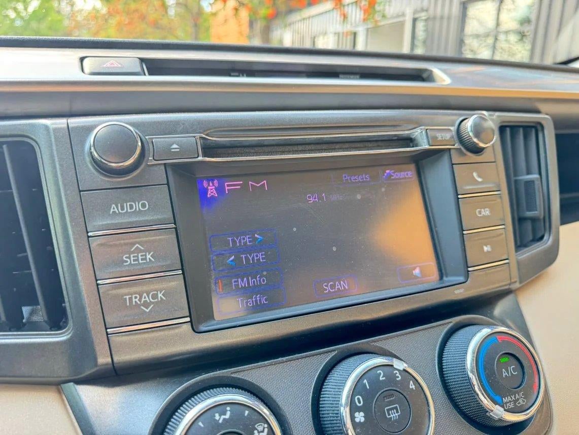 2013 Toyota RAV4 LE Sport Utility 4D