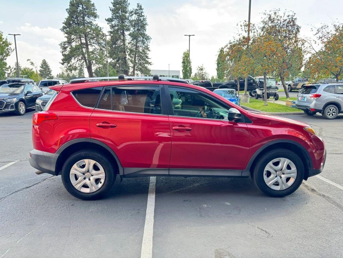 2013 Toyota RAV4 LE Sport Utility 4D