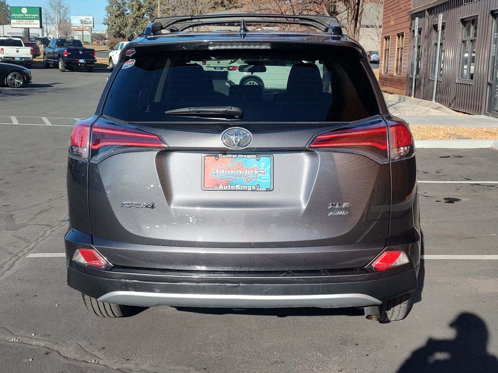 2018 Toyota RAV4 XLE