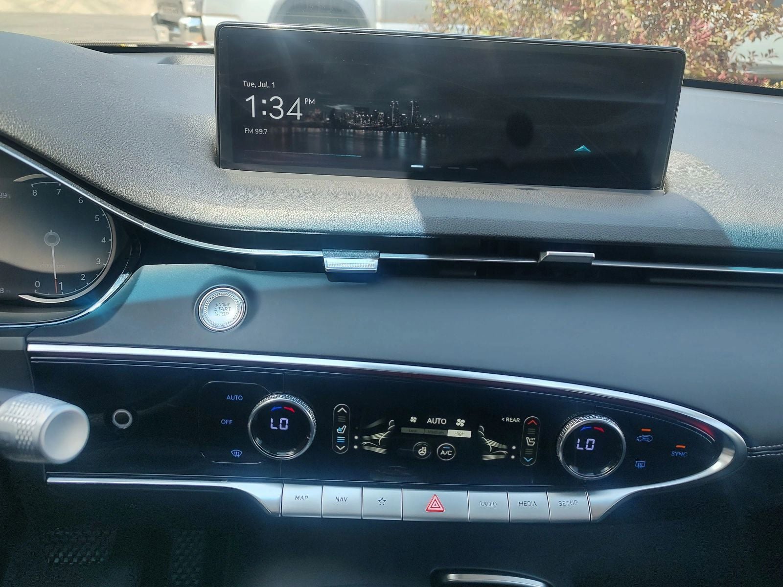 2022 Genesis GV70 2.5T