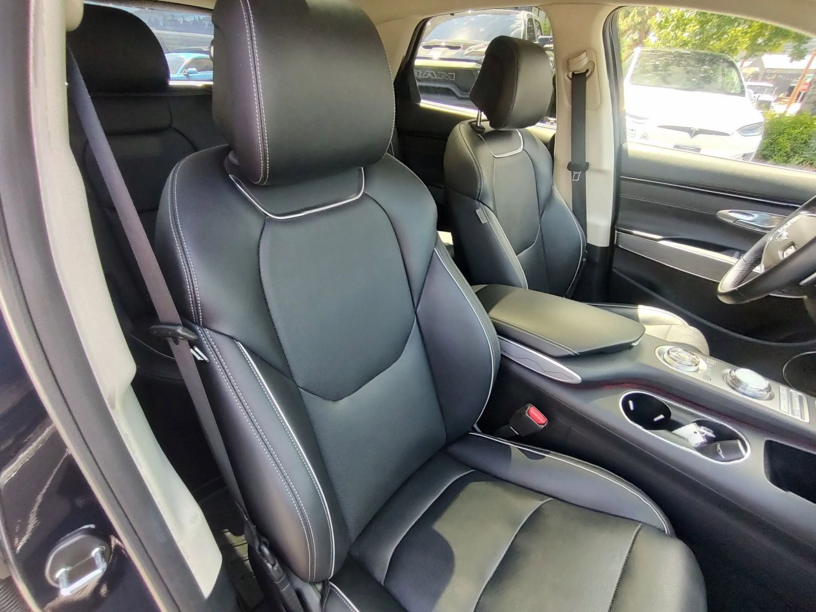 2022 Genesis GV70 2.5T