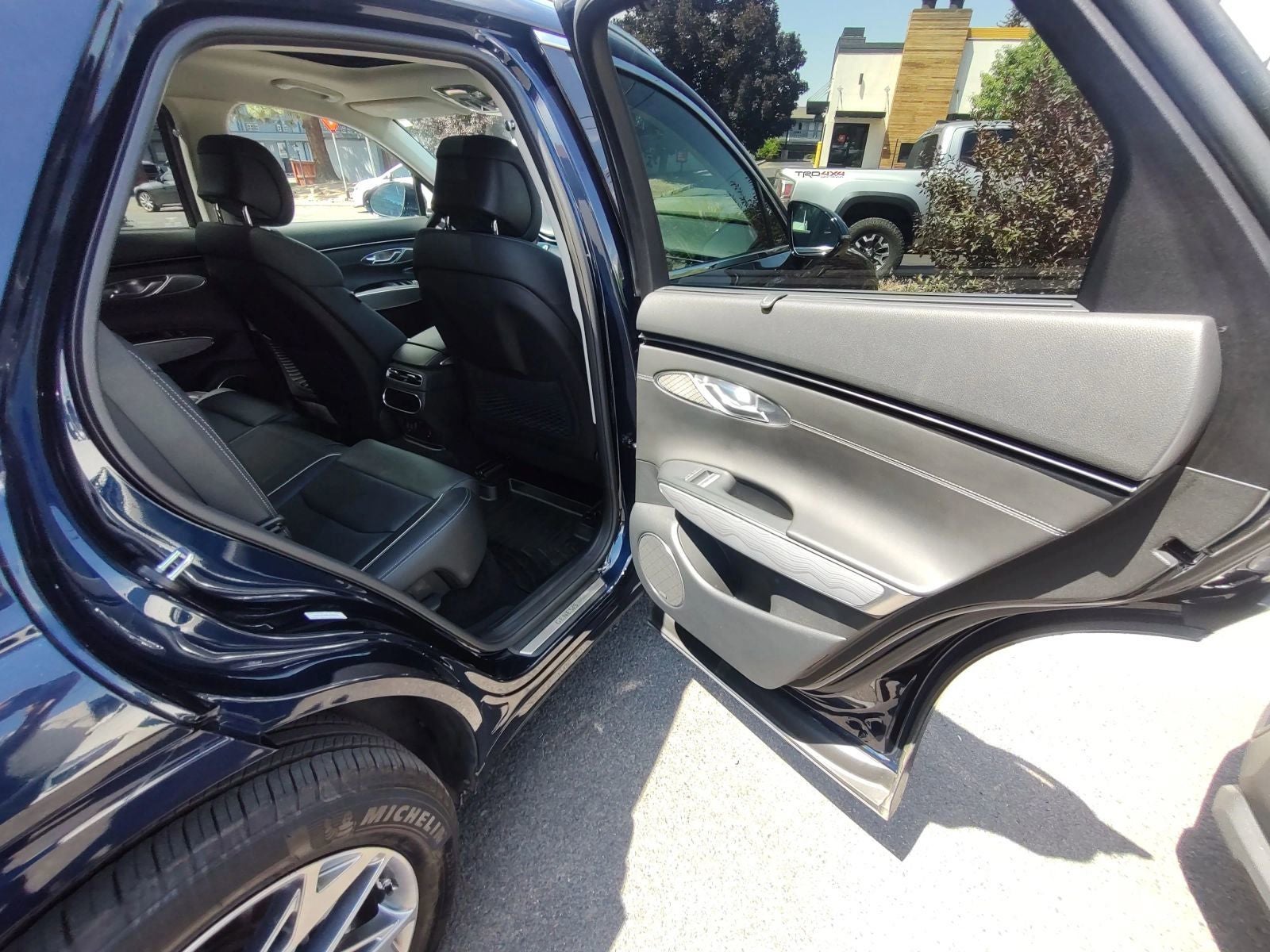 2022 Genesis GV70 2.5T