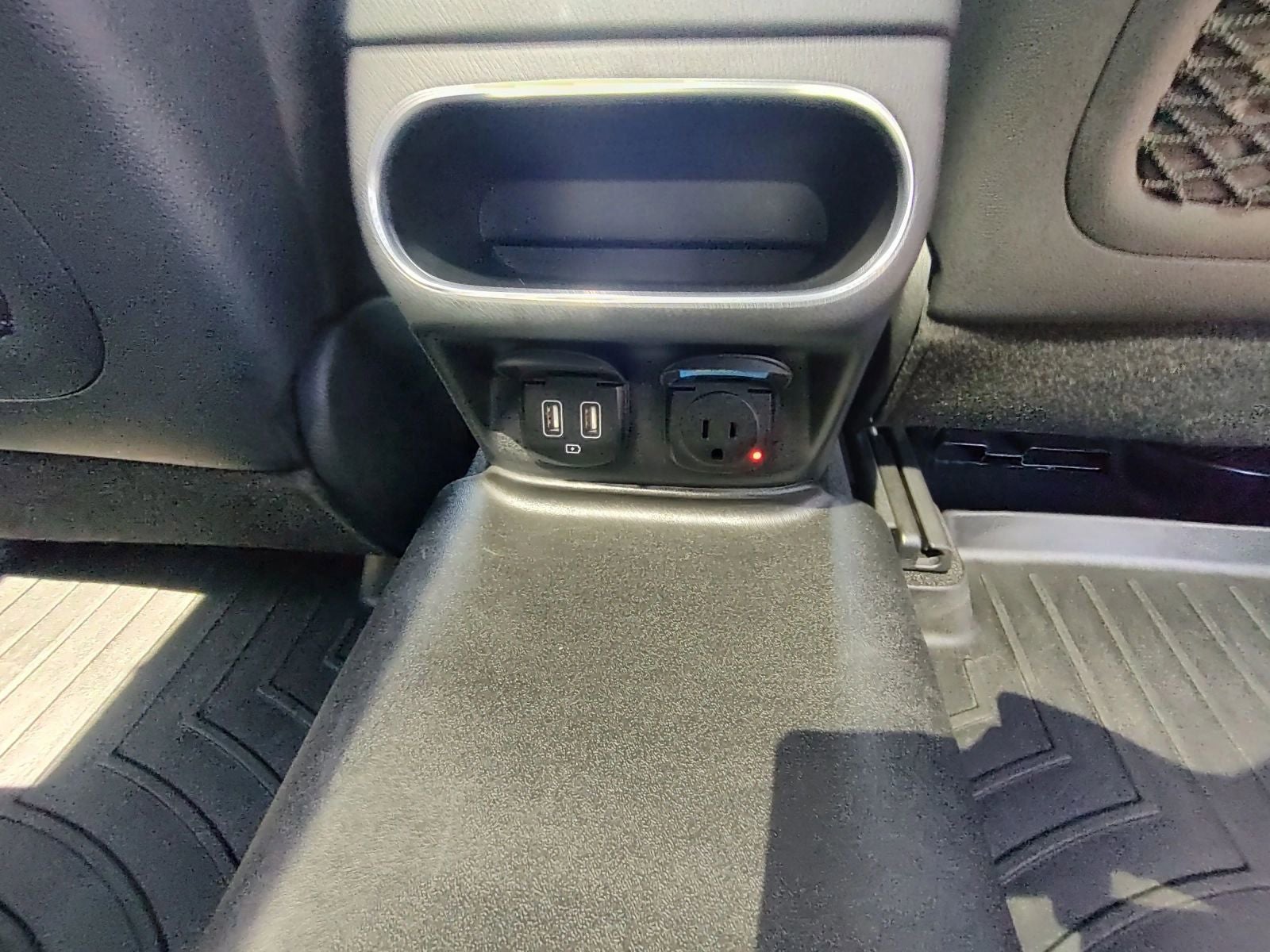 2022 Genesis GV70 2.5T