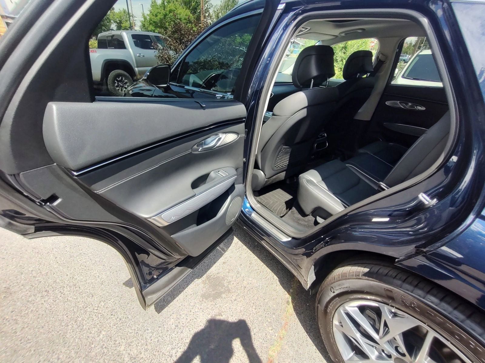 2022 Genesis GV70 2.5T