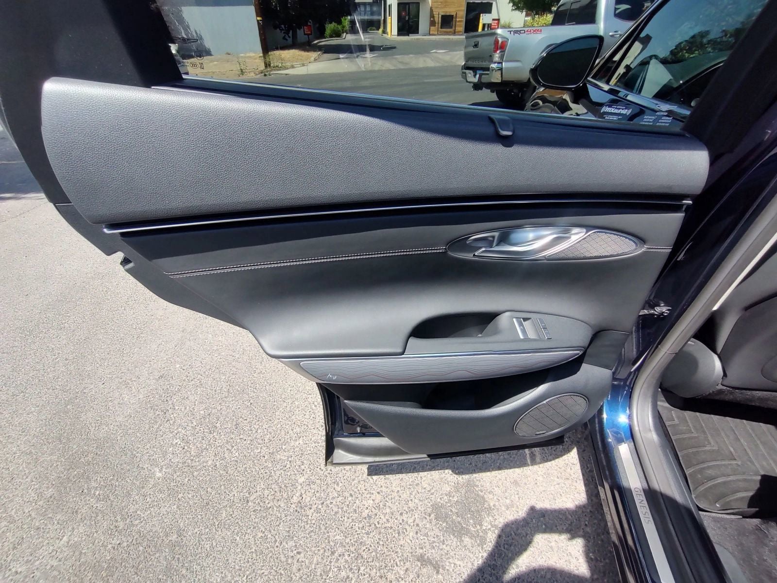 2022 Genesis GV70 2.5T