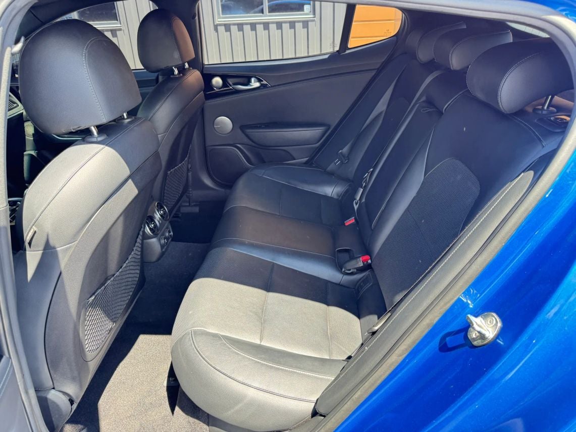 2020 Kia Stinger GT-Line Sedan 4D