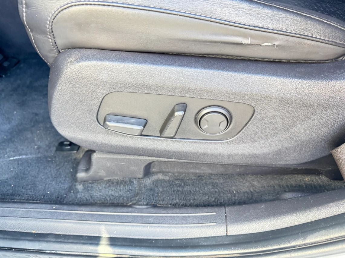 2022 Kia Carnival LX w/Seat Pkg Minivan 4D