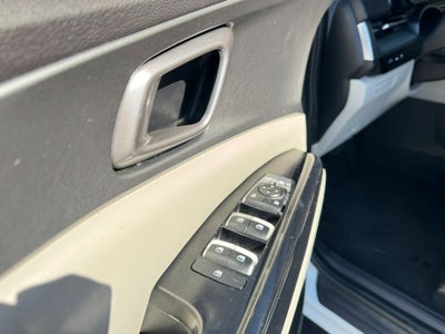 2022 Kia Carnival LX w/Seat Pkg Minivan 4D