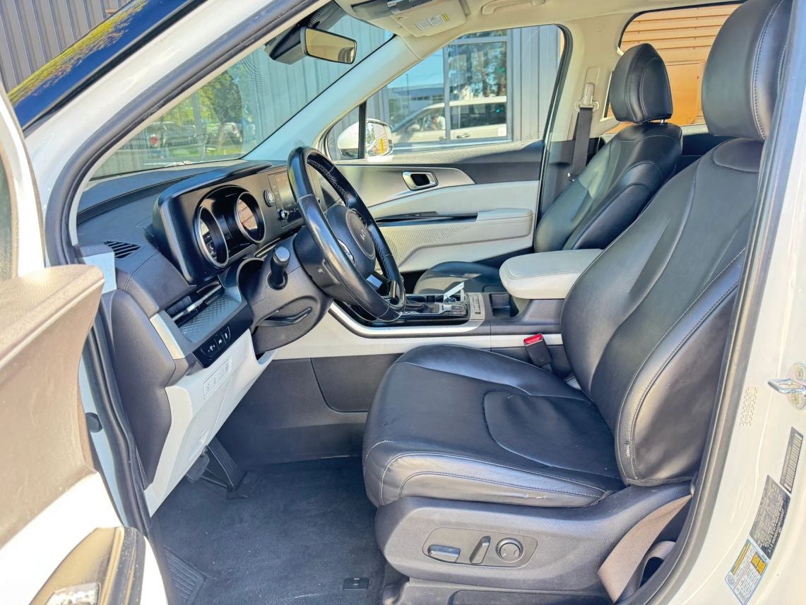 2022 Kia Carnival LX w/Seat Pkg Minivan 4D