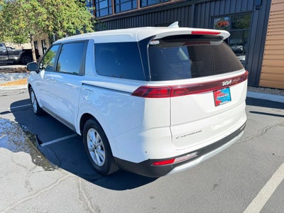 2022 Kia Carnival LX w/Seat Pkg Minivan 4D