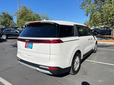2022 Kia Carnival LX w/Seat Pkg Minivan 4D