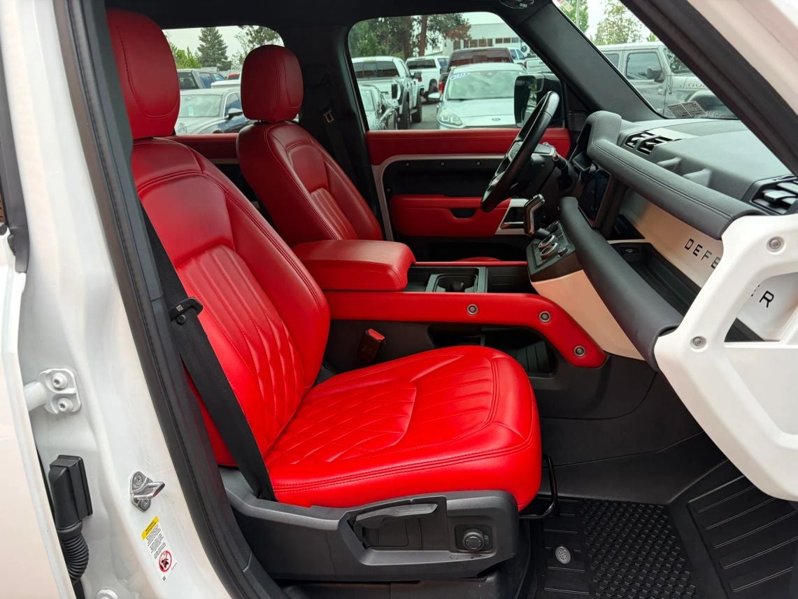 2023 Land Rover Defender 110 S (2023.5) Sport Utility 4D