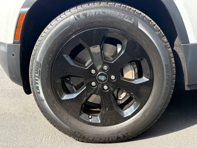 2020 Land Rover Defender 110 SE
