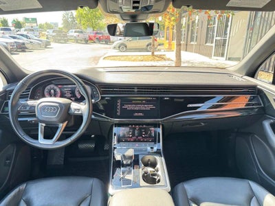 2020 Audi Q7 Premium