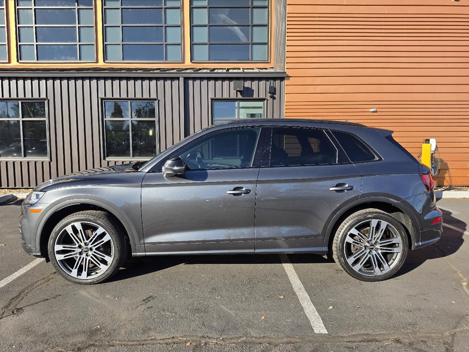 2020 Audi SQ5 Premium Plus