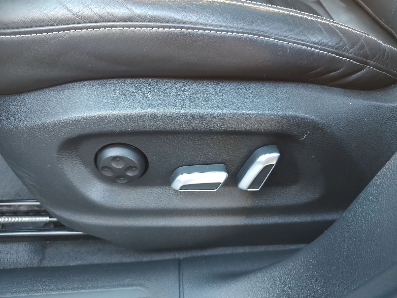 2016 Audi SQ5 3.0T Premium Plus quattro