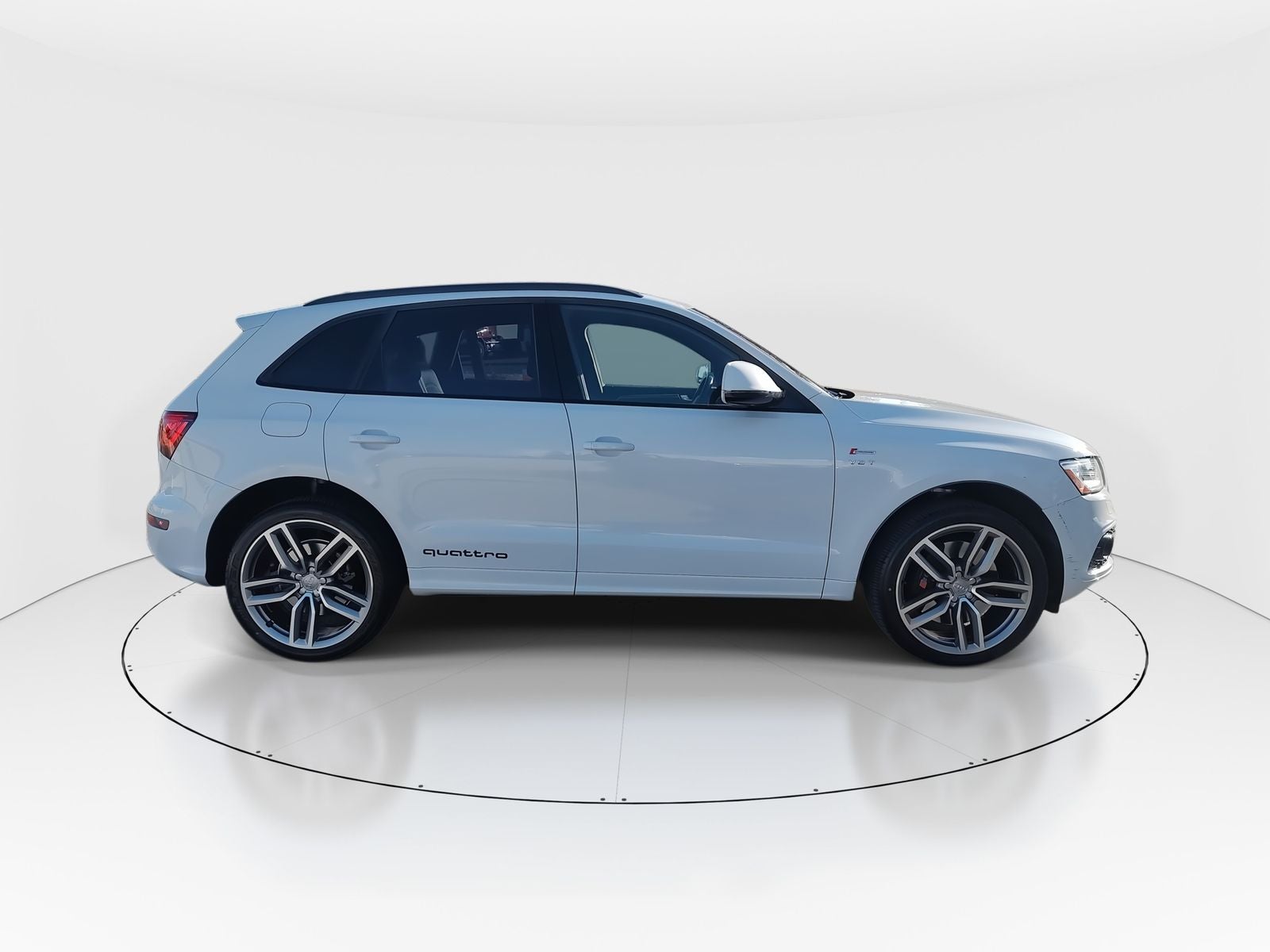 2016 Audi SQ5 3.0T Premium Plus quattro