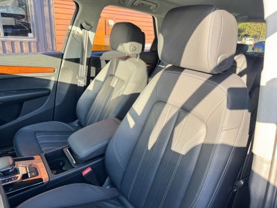 2022 Audi Q5 45 S line Premium quattro