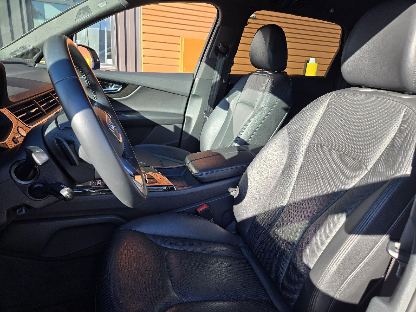 2019 Audi Q7 55 TFSI Premium Plus Sport Utility 4D