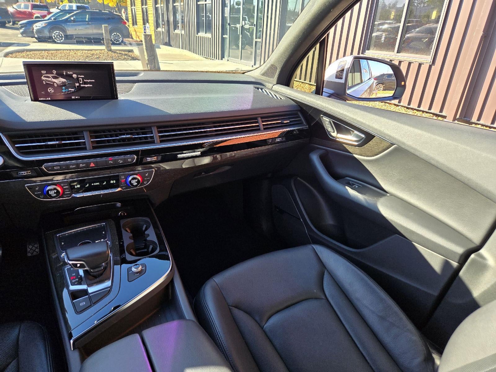 2019 Audi Q7 55 TFSI Premium Plus Sport Utility 4D
