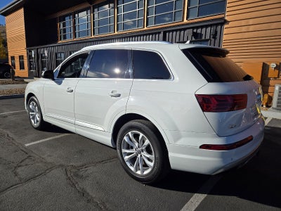 2019 Audi Q7 55 TFSI Premium Plus Sport Utility 4D