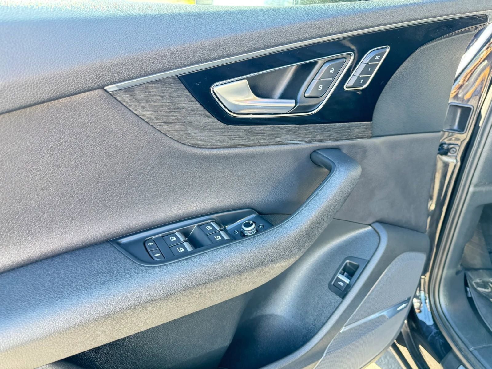 2017 Audi Q7 3.0T Prestige quattro