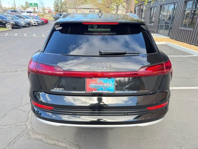 2019 Audi e-tron Prestige quattro