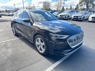 2019 Audi e-tron Prestige quattro