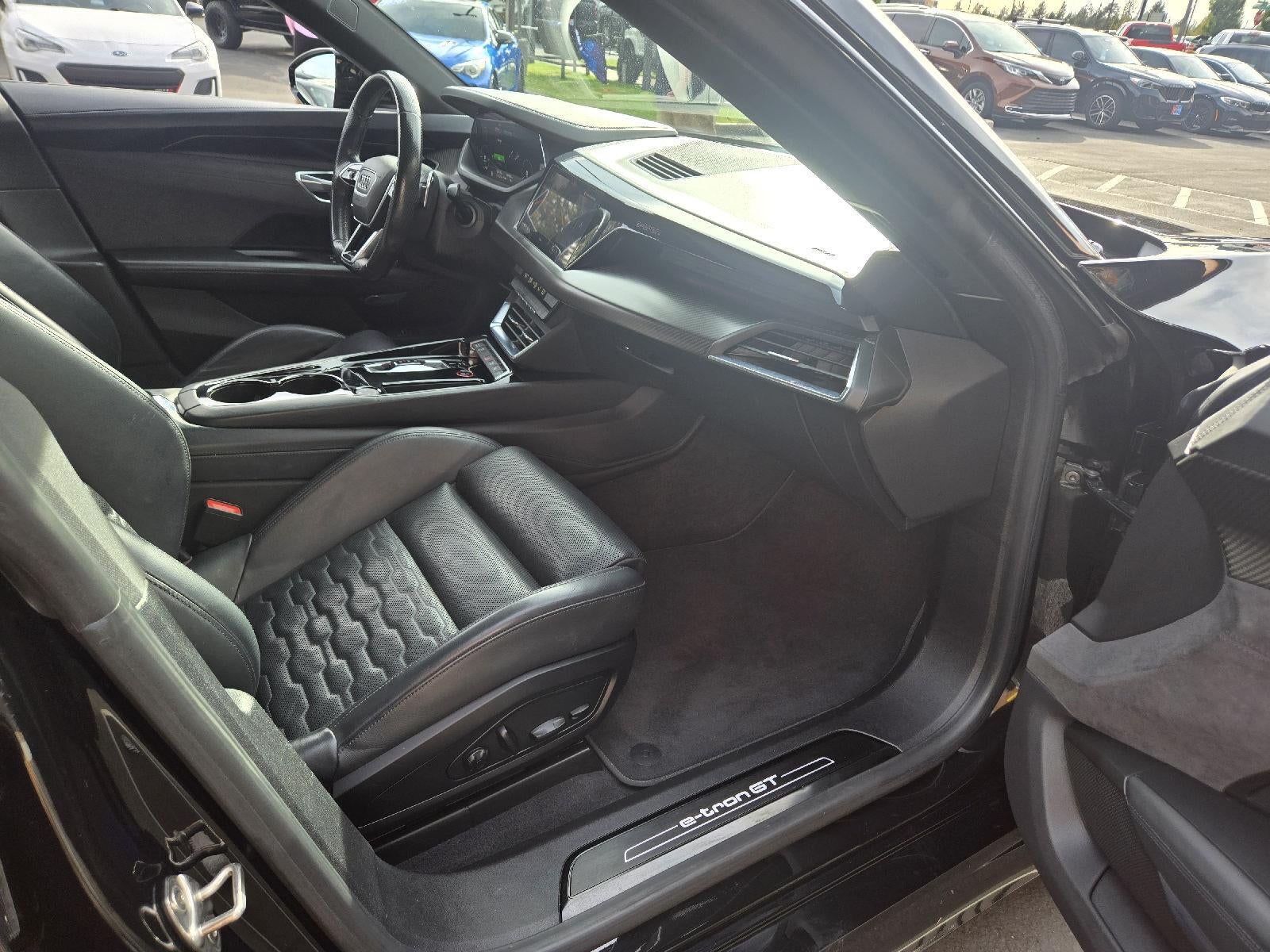 2022 Audi e-tron GT Prestige