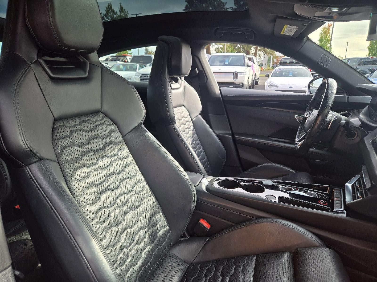 2022 Audi e-tron GT Prestige