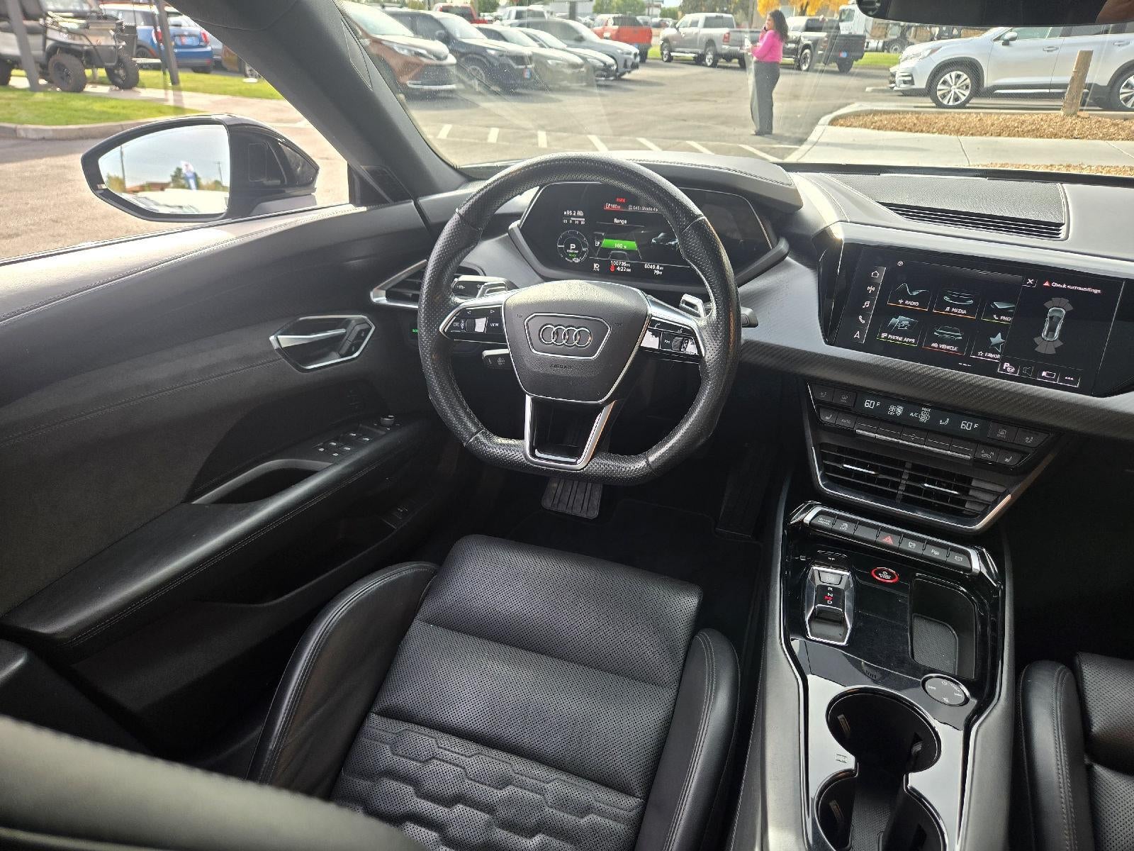 2022 Audi e-tron GT Prestige