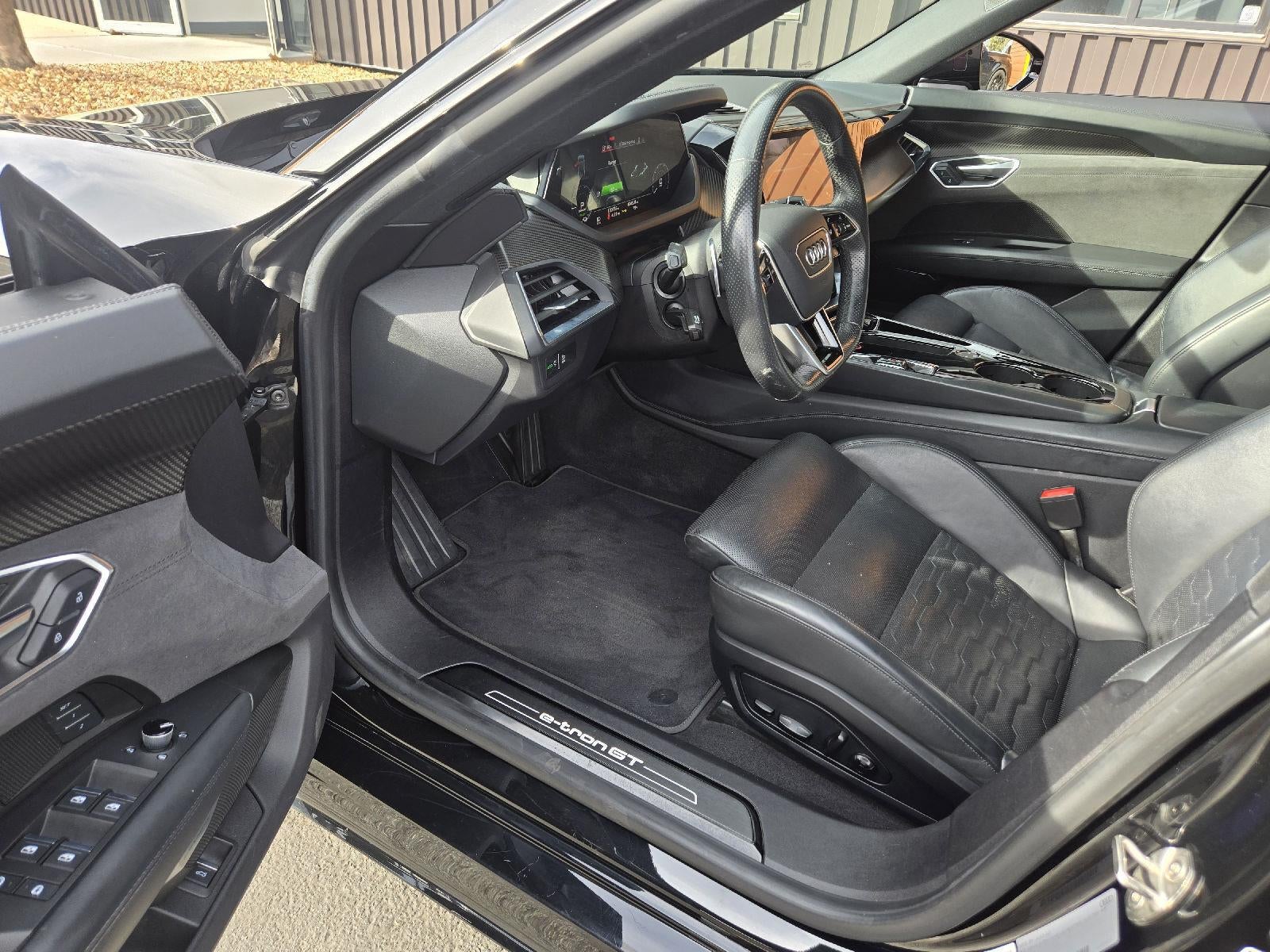 2022 Audi e-tron GT Prestige
